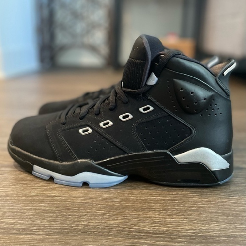 Jordan 6-17-23 Metallic Silver sz 9.5